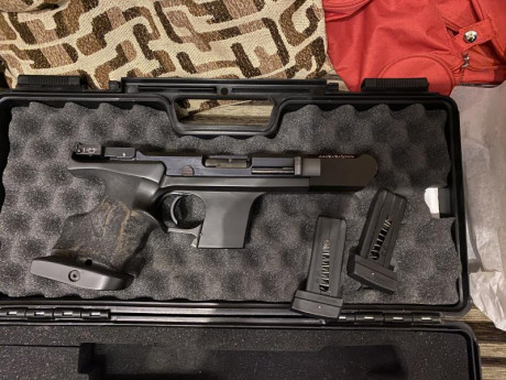 Buenas vendo Hammerli RRS con los dos calibres en la misma guía. En perfecto estado. Muy poco uso. Yo 01