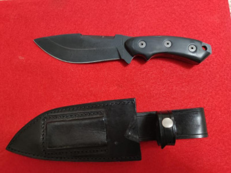 Hola compañeros pues lo dicho, vendo este cuchillo de Germán Azote en 125€ con envió incluido dentro de 32