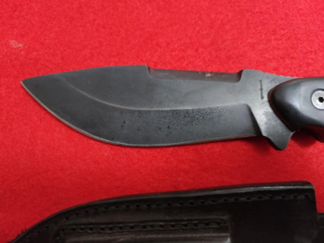 Hola compañeros pues lo dicho, vendo este cuchillo de Germán Azote en 125€ con envió incluido dentro de 31
