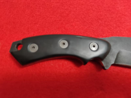 Hola compañeros pues lo dicho, vendo este cuchillo de Germán Azote en 125€ con envió incluido dentro de 30
