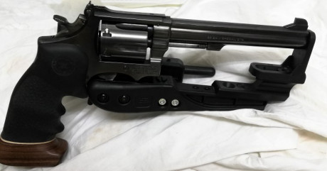 Buenas.

Como el practicar IPSC cada vez lo veo más complicado (tirando a imposible) , pienso que una 92