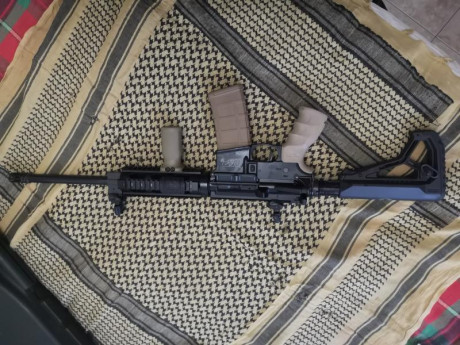 Vendo S&W  MP 15 en 300 blackout, con un montón de extras. Habrá tirado 3 cajas de balas. Lleva culata 00