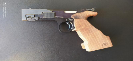 Vendo pistola Fas domino calibre 22lr en buen estado por no darle uso 250€ la pistola está en Santander 01