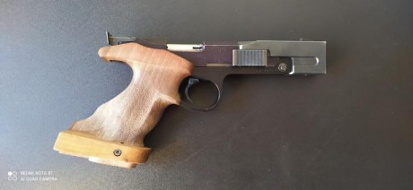 Vendo pistola Fas domino calibre 22lr en buen estado por no darle uso 250€ la pistola está en Santander 00