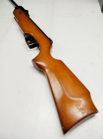 Hola, vendo esta bonita Norica 56 calibre 4,5 en muy buen estado como se puede ver en las fotos, sin nada 02