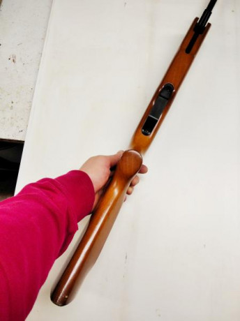 Hola, vendo esta bonita Norica 56 calibre 4,5 en muy buen estado como se puede ver en las fotos, sin nada 11