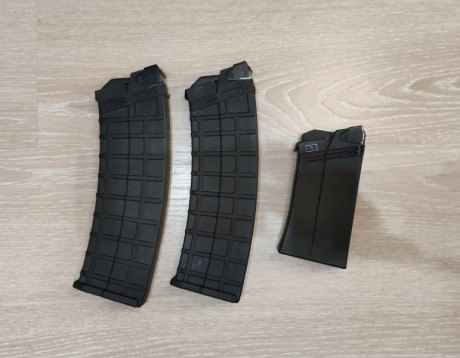 Vendo Saiga 12 en perfecto estado... Lleva mucho tiempo en el armero parada. Y como la mayoria poquisimos 00