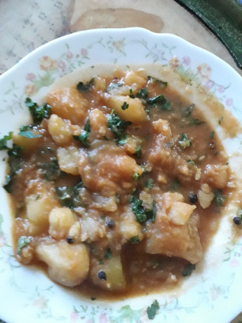 Hoy para comer acelgas hervidas y chuletón de vaca gallega vieja con seis semanas de maduración en cámara 131