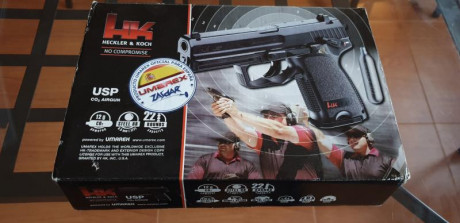 Hola a todos!!
Vendo una pistola de balines réplica de la HK USP (no es USP Compact) marca UMAREX propulsada 00
