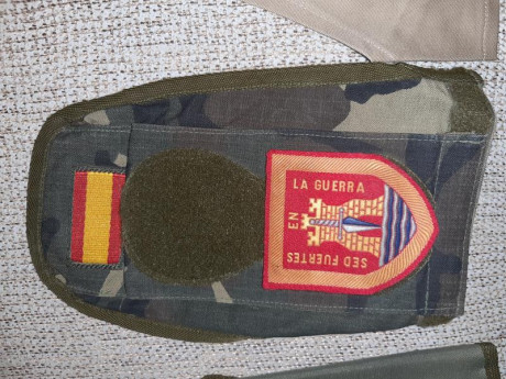 Lote de brazaletes militares españoles de misiones internacionales.Rebajados a 60€ más gastos de envio 12