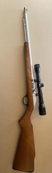 Hola, se vende rifle marli cal.22 mod.60, edicion gatillo dorado, se carga por barilla justo debajo del 02