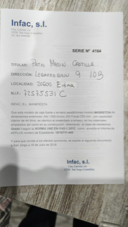 Por cese de actividad vendo armero modelo INFAC SAFE para 5 armas largas. Está como nuevo, guardado bajo 10