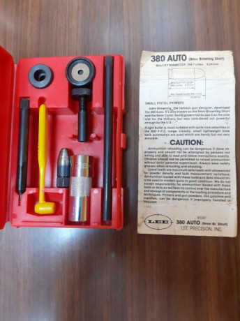 Vendo Kit de recarga manual Lee para calibre 380 auto (9 corto), 20 euros + envio.
Saludos 01