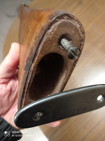 Se vende culata original de un SVT40 ruso con todas sus partes metálicas originales, esta vaciado para 02