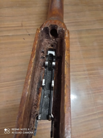 Se vende culata original de un SVT40 ruso con todas sus partes metálicas originales, esta vaciado para 01