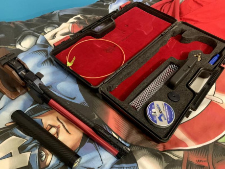  
******* VENDIDA, muchas gracias a todos. ********
 

Ofrezco a la venta esta magnífica pistola Suiza 51
