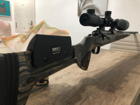 VENDO RIFLE DE CAZA REMINGTON 700 CUSTOMIZADO CALIBRE 7MM EXPRES/280,NUEVO A ESTRENAR,A DISPARADO 3 TIROS,LO 20