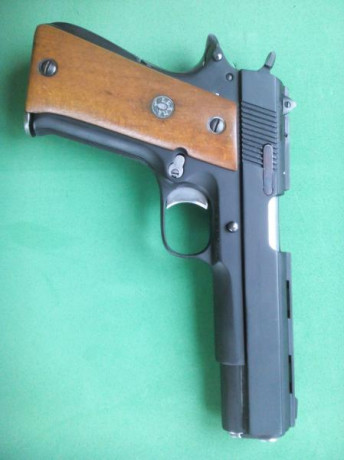 Hola,he abierto este hilo para que todos aquellos que tengais armas Españolas,podais lucirlas aqui con 41