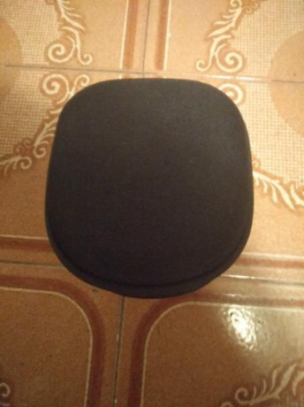 Vendo auriculares Peltor Sporttac con 2 carcasas Roja y Negra y funda.
Funcionan perfectamente tienen 00