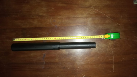Vendo este silenciador.
Es el que vendìa el compañero Subirats junto con el cañon de 5.0 mm y yo solo 01