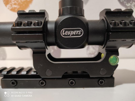 Vendo visor Leapers 3-9*40 con ajuste de paralaje frontal, tapas abatibles, montura de cierre rápido para 02