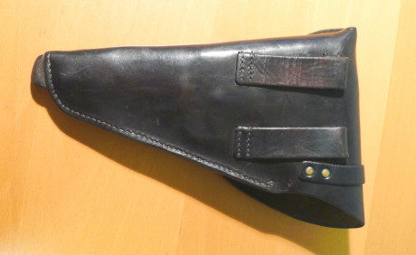 Vendo funda para pistola Lathi /Husqvarna completa con todos sus accesorios: dos cargadores, baqueta y 10