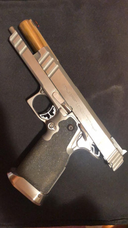 Se vende pistola Infinity Hybrid AET 9mm.
La pistola se encuentra en muy buenas condiciones y tiene muy 02