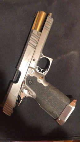 Se vende pistola Infinity Hybrid AET 9mm.
La pistola se encuentra en muy buenas condiciones y tiene muy 01