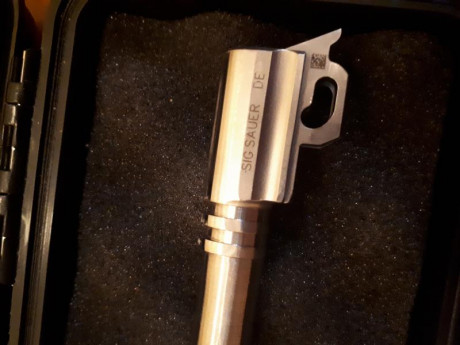 Un saludo al foro. Por casualidades de la vida estoy en condiciones de poner en venta cuatro cargadores 01