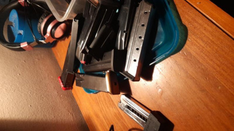 Diferentes modelos 
9mm monoilera SPS clasic 3 (uno inox) 150€ los 3
Tanfolgio 2 ( no me acuerdo del modelo) 00