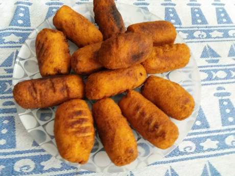 Hoy para comer acelgas hervidas y chuletón de vaca gallega vieja con seis semanas de maduración en cámara 61