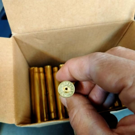 Vendo 68 vainas MEN nuevas, sin disparar, del calibre 8x75RS. A 1,25€ unidad. 01