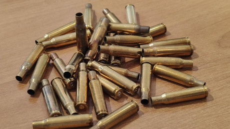 Buenos Días,

Vendo vainas del 222Remington con un solo disparo en perfecto estado.

El precio es de 35€ 00