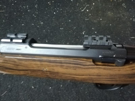 Vendo Krico Sintético 300wm.
Con monturas Weaber/Picatyni. 
Apenas lo e usado, porque cazo con un semi. 00