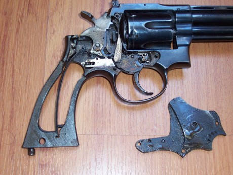 Hola,he abierto este hilo para que todos aquellos que tengais armas Españolas,podais lucirlas aqui con 20