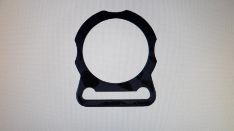 En ventas estas dos piezas de escopeta benelli m4 
Palanca tirador carro  (Vendida)
Anilla delantera de 120