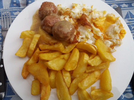 Hoy para comer acelgas hervidas y chuletón de vaca gallega vieja con seis semanas de maduración en cámara 110
