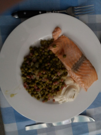 Hoy para comer acelgas hervidas y chuletón de vaca gallega vieja con seis semanas de maduración en cámara 120