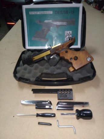 Hola, saludos al Foro, pongo en venta esta máquina en perfecto estado de funcionamiento y estética sin 01