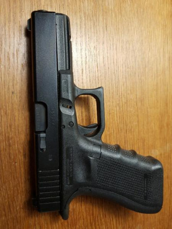 Vendo Glock 22 de 4ª Generación -Gen4- en calibre .40sw: el calibre intermedio entre el 9x19mm y 45 ACP 01