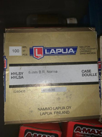 Hola,

Tengo 200 vainas Lapua del 6mmBR Norma nuevas en sus cajas. 40€ cada caja de 100 unidades, más 01
