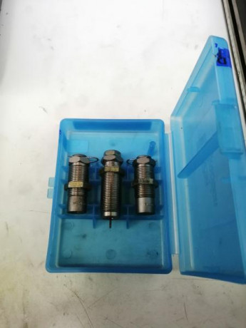 Pongo a la venta el siguiente material valido para la xl650 y la xl750.

- kit conversión (shell plate) 00