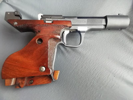 Por no usar se vende lote compuesto por revolver llama olimpico del 38sp/wc y pistola unique des 69 del 31