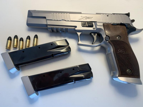 Vendo mi SIG SAUER X-Six P226 Classic. Una máquina de precisión en 9mm.
La serie Sig Sauer Classic se 10