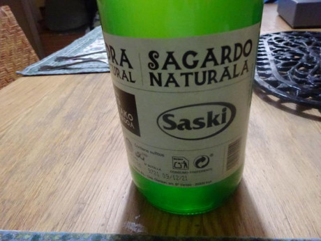 Hoy para comer acelgas hervidas y chuletón de vaca gallega vieja con seis semanas de maduración en cámara 151