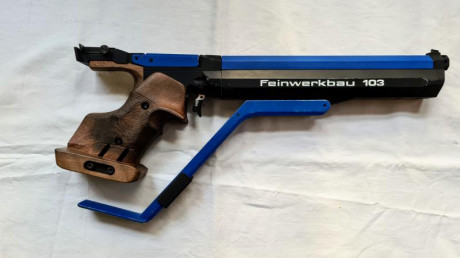 VENDIDA   pistola para tiro de precisión de la prestigiosa marca alemana Feinwerkbau.

CaracterÍsticas
- 00