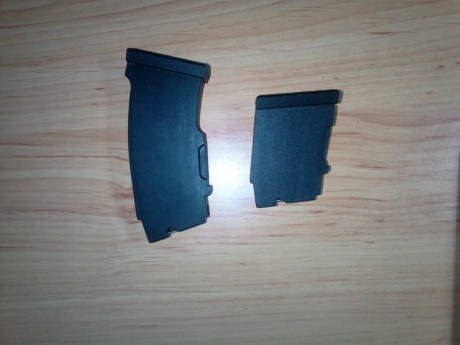 Pongo en venta dos cargadores para la carabina CZ 452 Luxe en .22 LR.
Uno de 5 cartuchos y el otro de 00