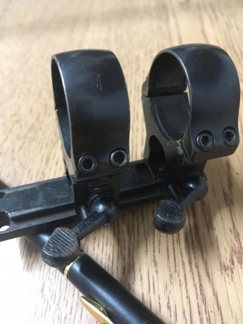 Vendo base y anillas de 26mm con cola de milano de la marca Apel ,por lo que son de acero y muy fiables 02