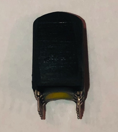 Se vende módulo LED original, de 8 MOA, para visor CMORE.
Es el modelo fabricado en aluminio.
Está en 00