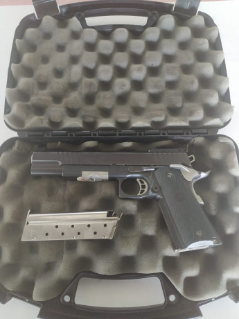 Vendo pistola STI TARGET MASTER de 9 mm parabellum. 6 pulgadas de cañón, alza Aristócrata y funciona perfectamente. 02